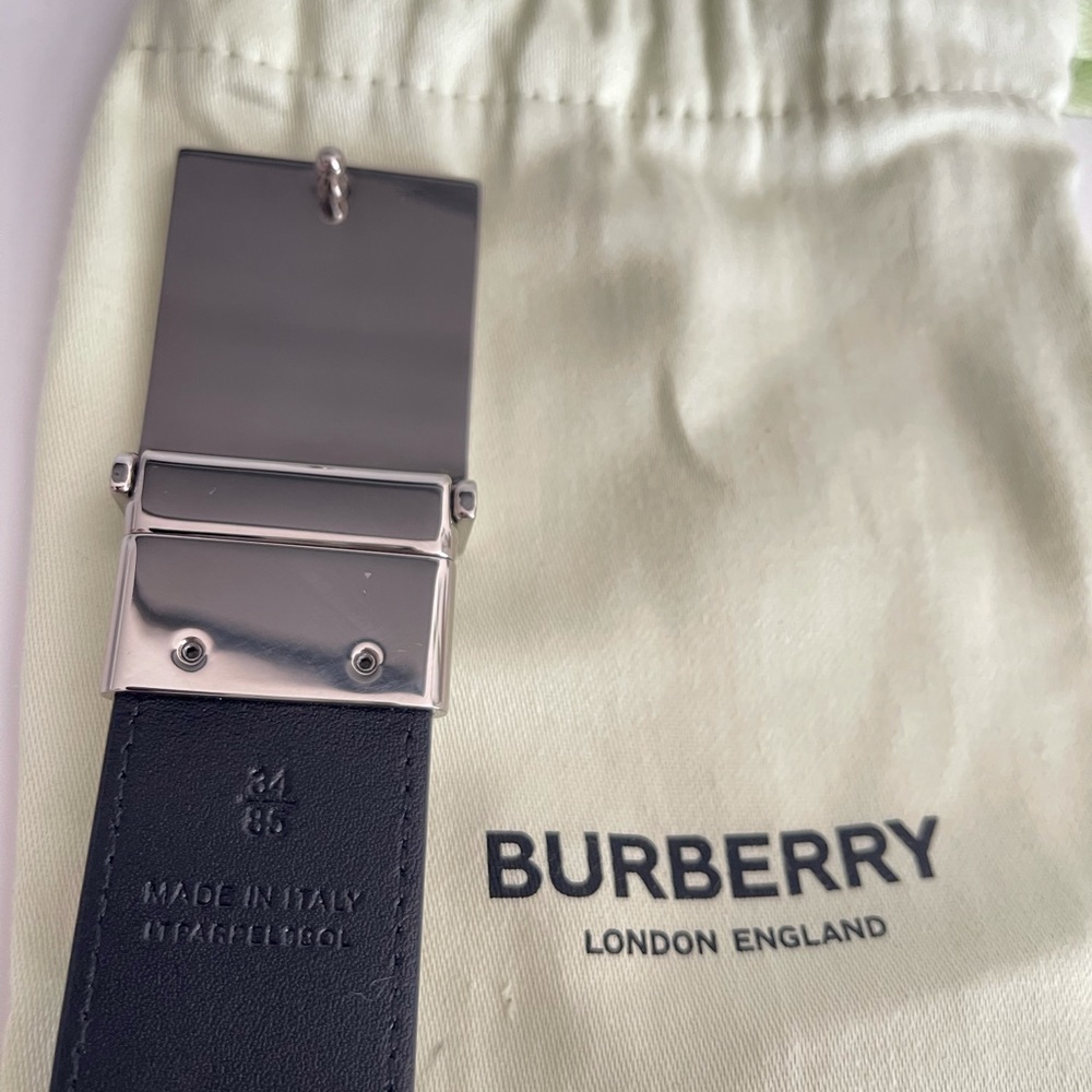 Burberry women belt